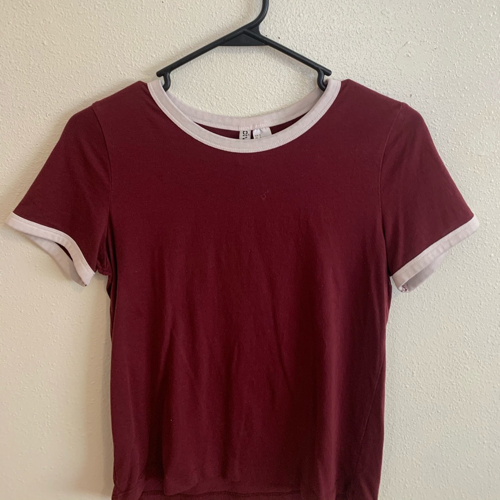 Divided basic semi-crop maroon shirt size small